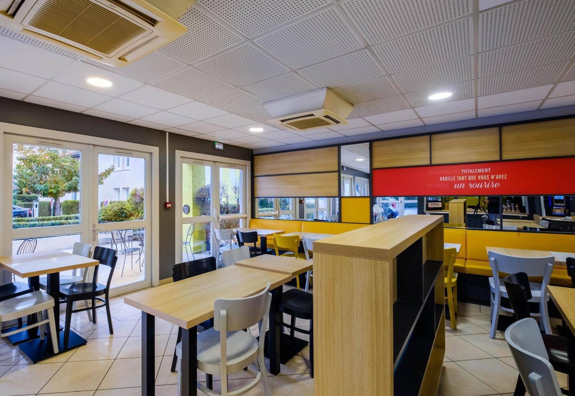 B&B Hotel Frejus Puget-Sur-Argens Exterior foto